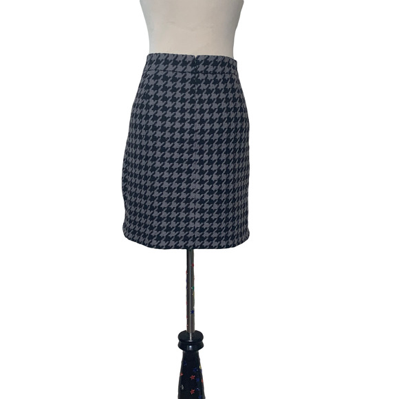 J. Crew black houndstooth lined mini a-lined skirt size 6 - Picture 7 of 7